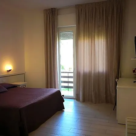 Hotel Ester
