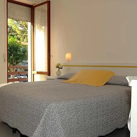 Hotel Ester