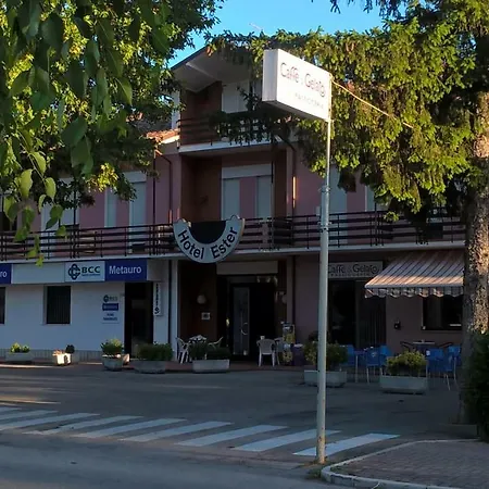 Ester Hotel